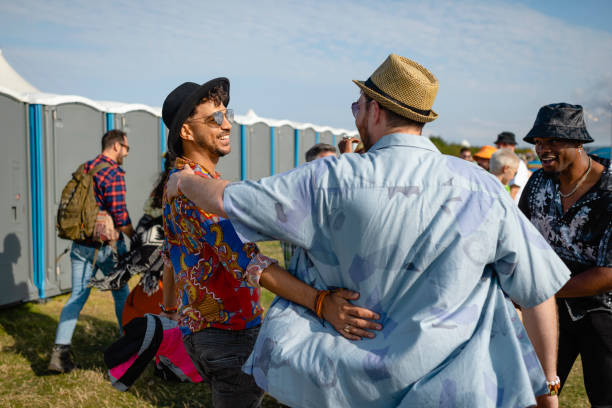 Best Portable bathroom rental  in Fayette, IA