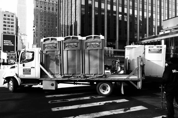 Best Construction site porta potty rental  in Fayette, IA