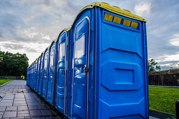 Best Temporary restroom rental  in Fayette, IA